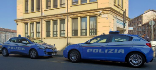 Spacciava mentre era ai domiciliari,ventiquattrenne arrestato dalla polizia